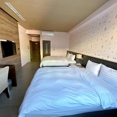 Dlinn Hotel Tchaj-čung Exteriér fotografie
