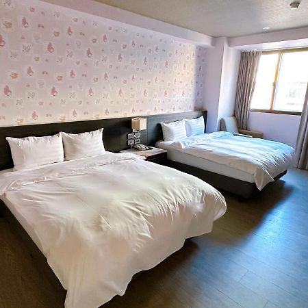 Dlinn Hotel Tchaj-čung Exteriér fotografie