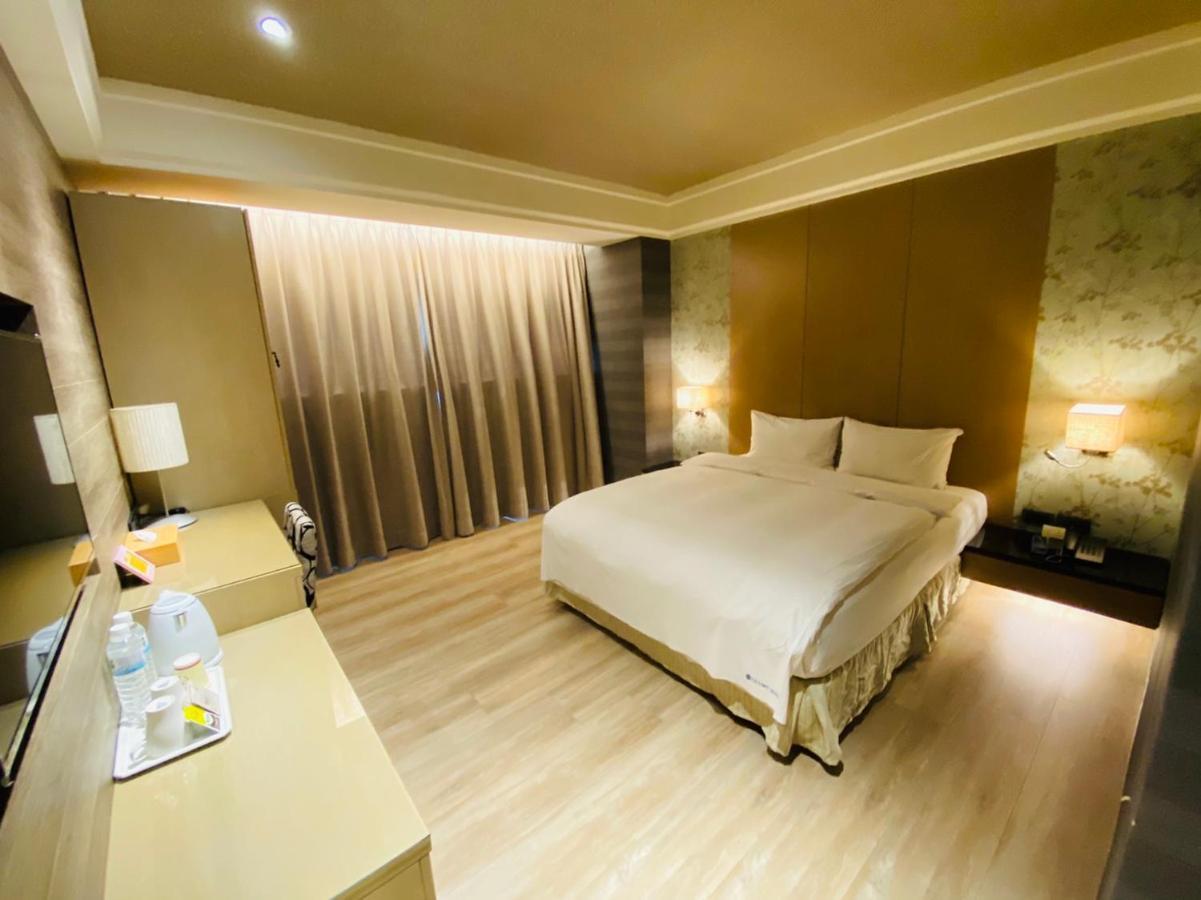 Dlinn Hotel Tchaj-čung Exteriér fotografie