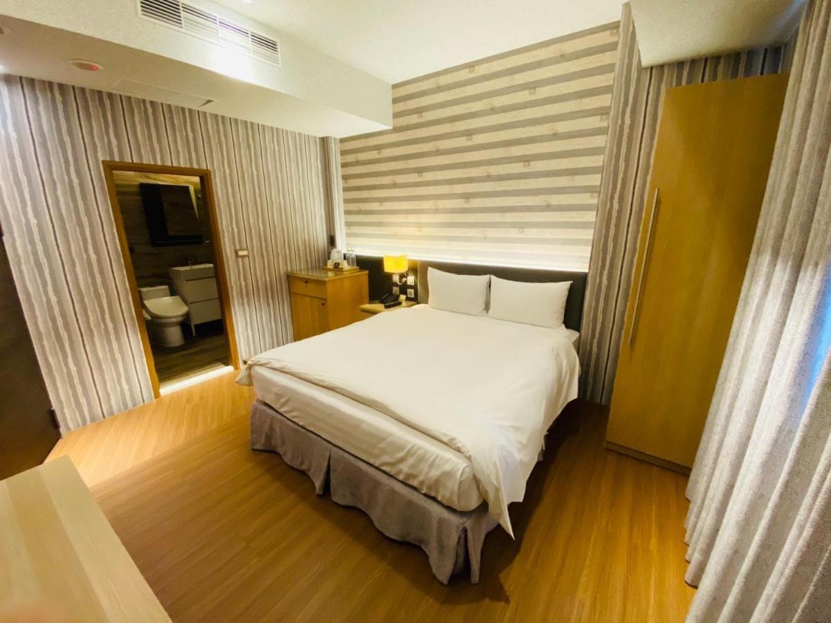 Dlinn Hotel Tchaj-čung Exteriér fotografie