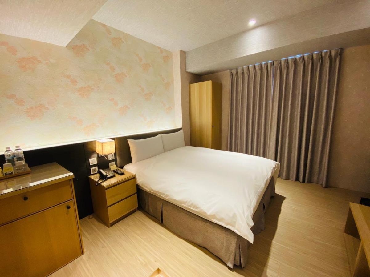 Dlinn Hotel Tchaj-čung Exteriér fotografie