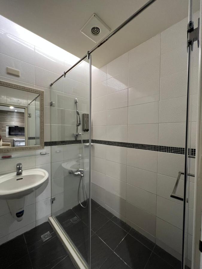 Dlinn Hotel Tchaj-čung Exteriér fotografie
