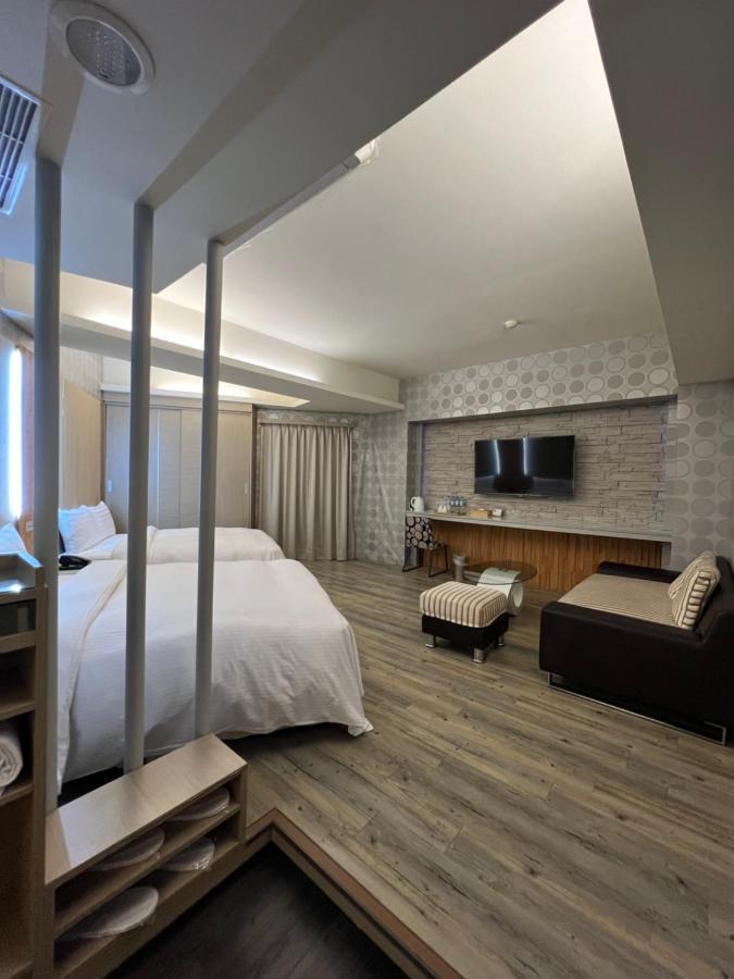 Dlinn Hotel Tchaj-čung Exteriér fotografie