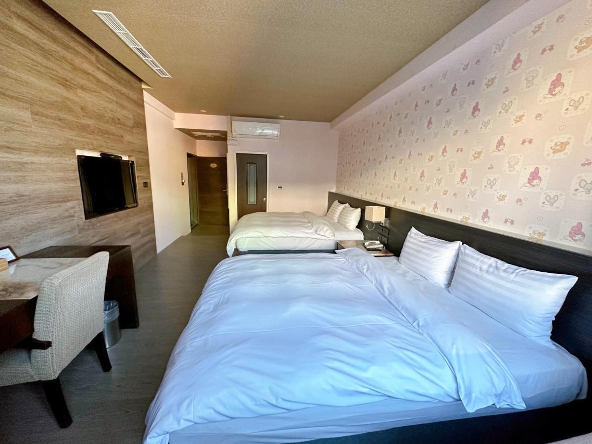 Dlinn Hotel Tchaj-čung Exteriér fotografie
