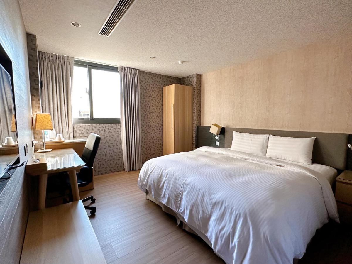 Dlinn Hotel Tchaj-čung Exteriér fotografie