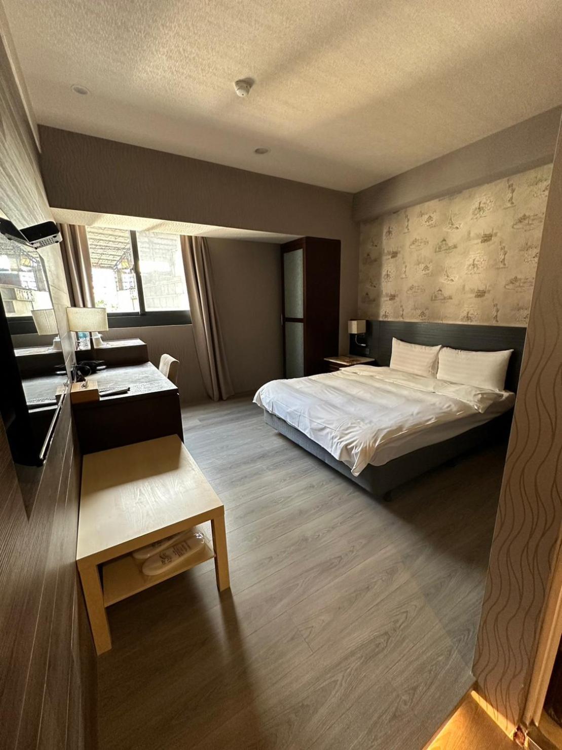 Dlinn Hotel Tchaj-čung Exteriér fotografie